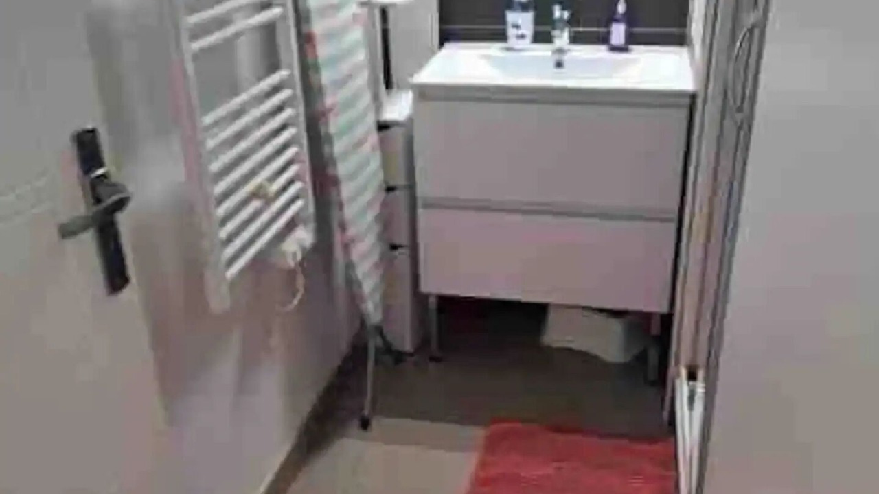 Photo of Bathroom in Colombes