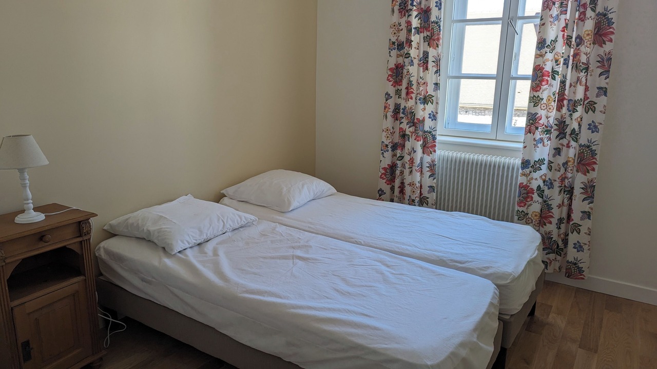 Photo of Bedroom in Rouvray (Cote-d'Or)