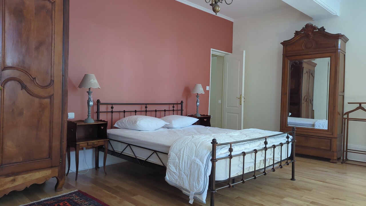 Photo of Bedroom in Rouvray (Cote-d'Or)