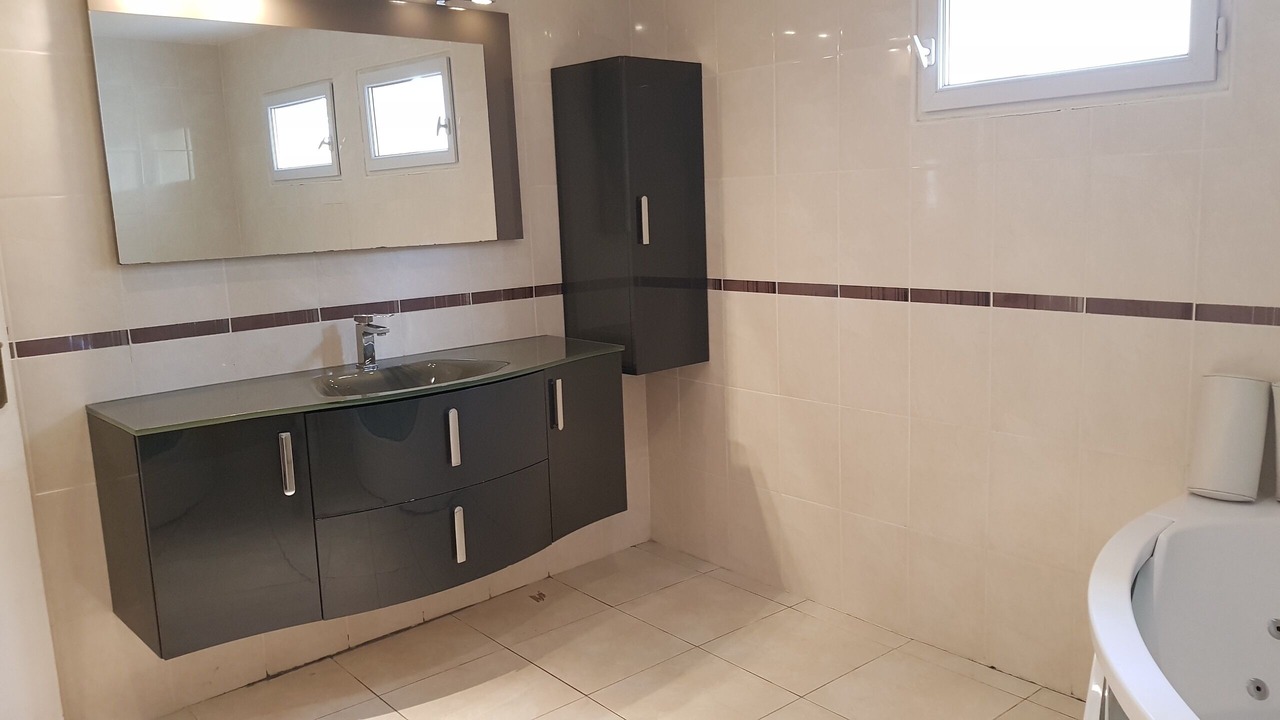 Photo of Bathroom in Bezons
