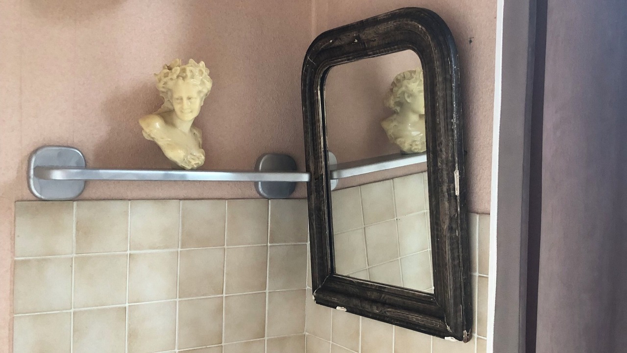 Photo of Bathroom in Donchery