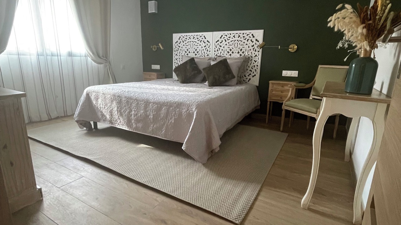 Photo of Bedroom in Le Coudray-Montceaux