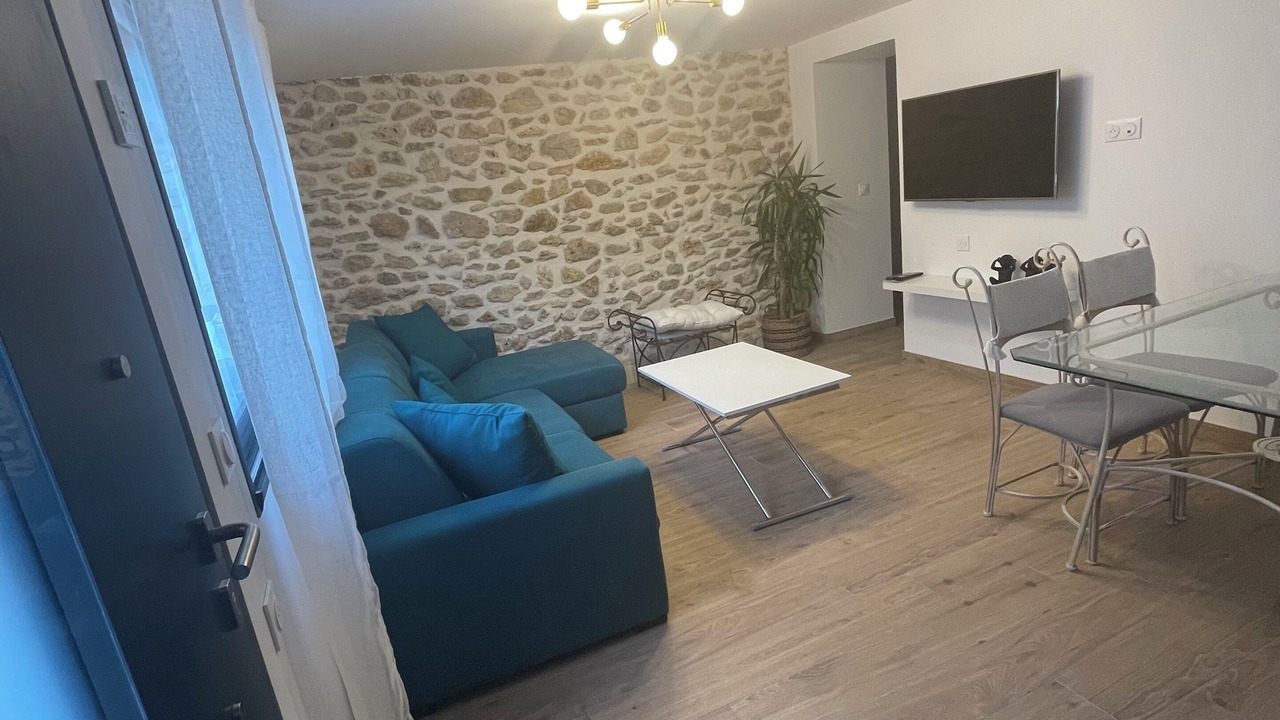 Photo of Livingroom in Le Coudray-Montceaux