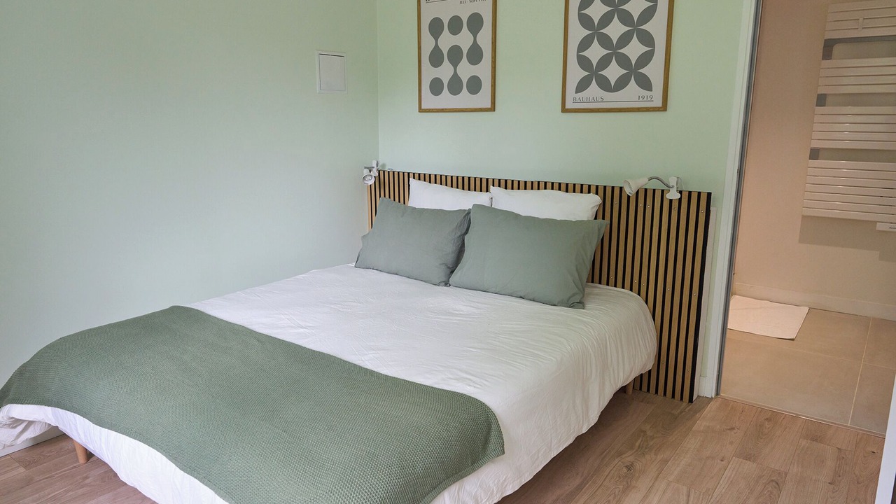 Photo of Bedroom in Epinay-sous-Senart