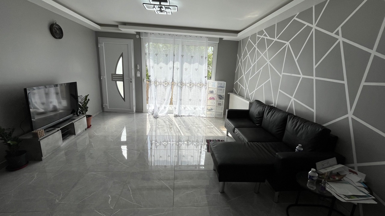 Photo of Livingroom in Carrieres Faucilles - Butte Pinson