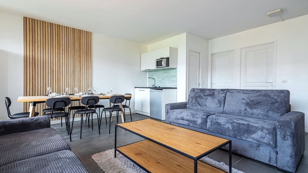 Photo of Livingroom in Les Lilas