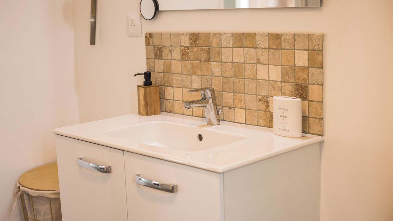 Photo of Bathroom in Criquetot-lʼEsneval