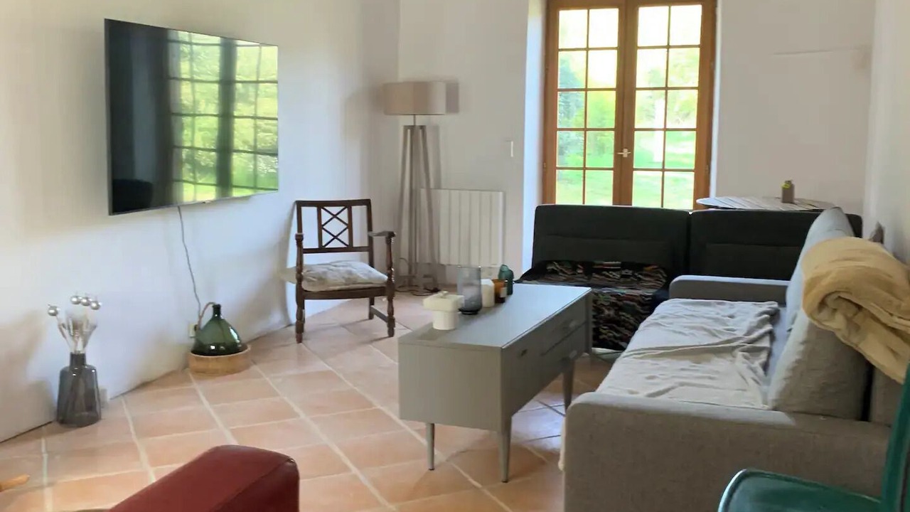Photo of Livingroom in Boeurs-en-Othe