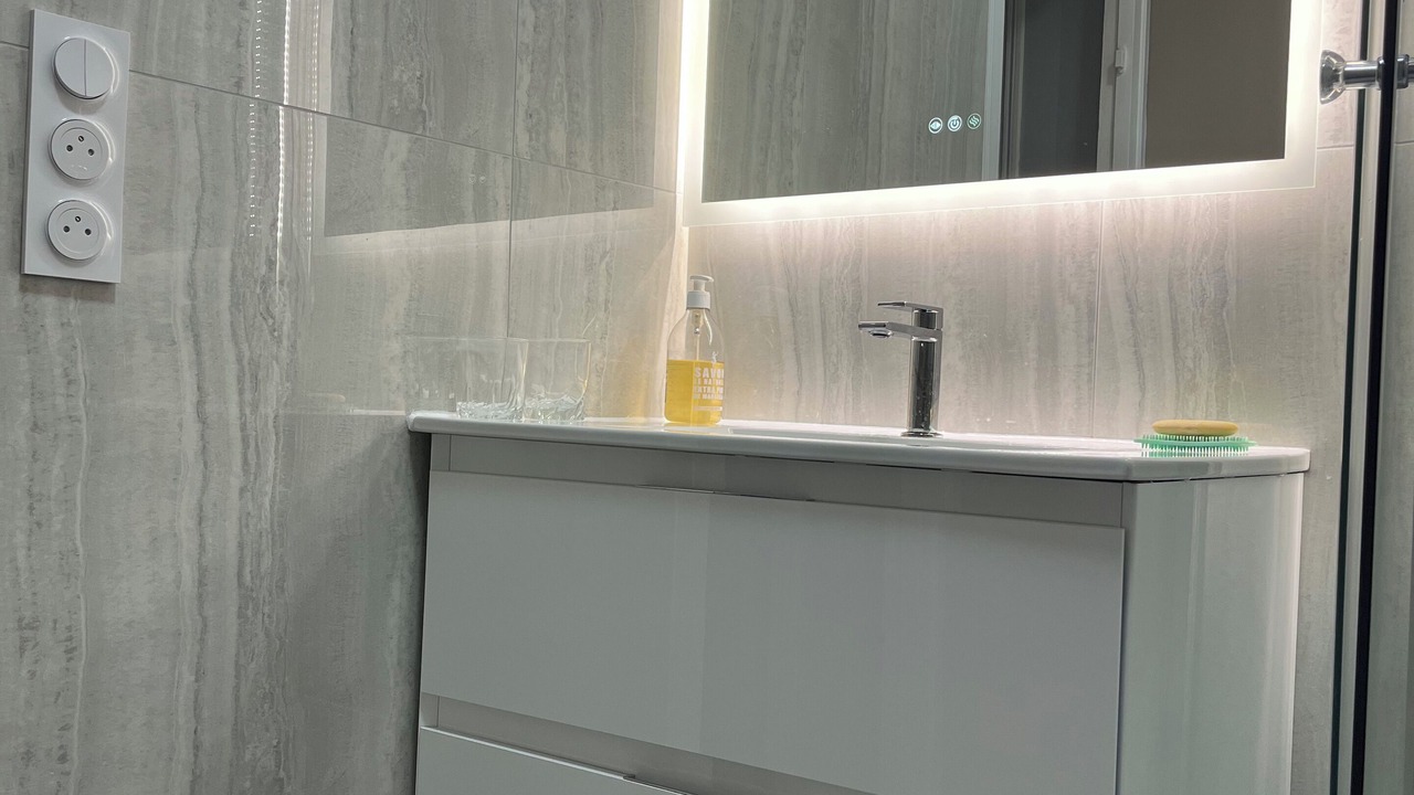 Photo of Bathroom in Saint-Victor