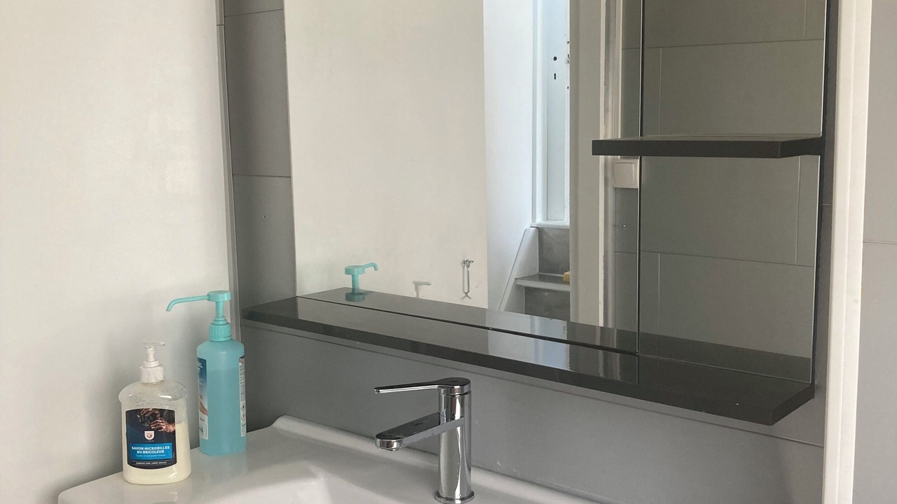 Photo of Bathroom in Venette