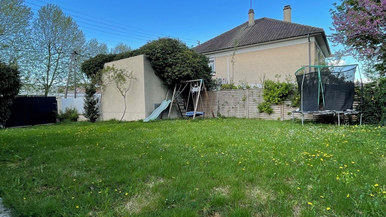 Photo of Outdoor in Tremblay-en-France