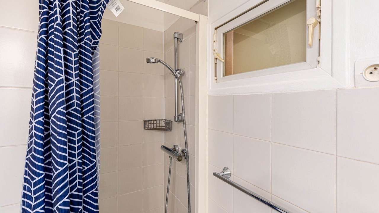 Photo of Bathroom in Val-de-Grace