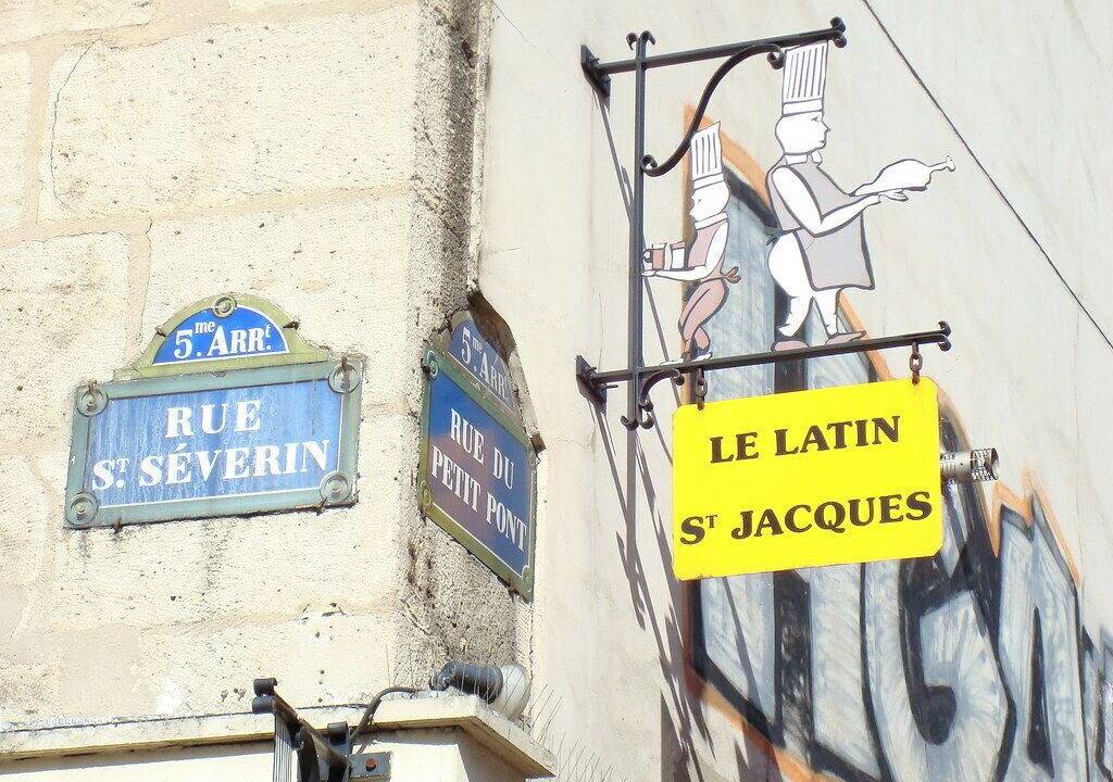 Photo of Outdoor in Latin