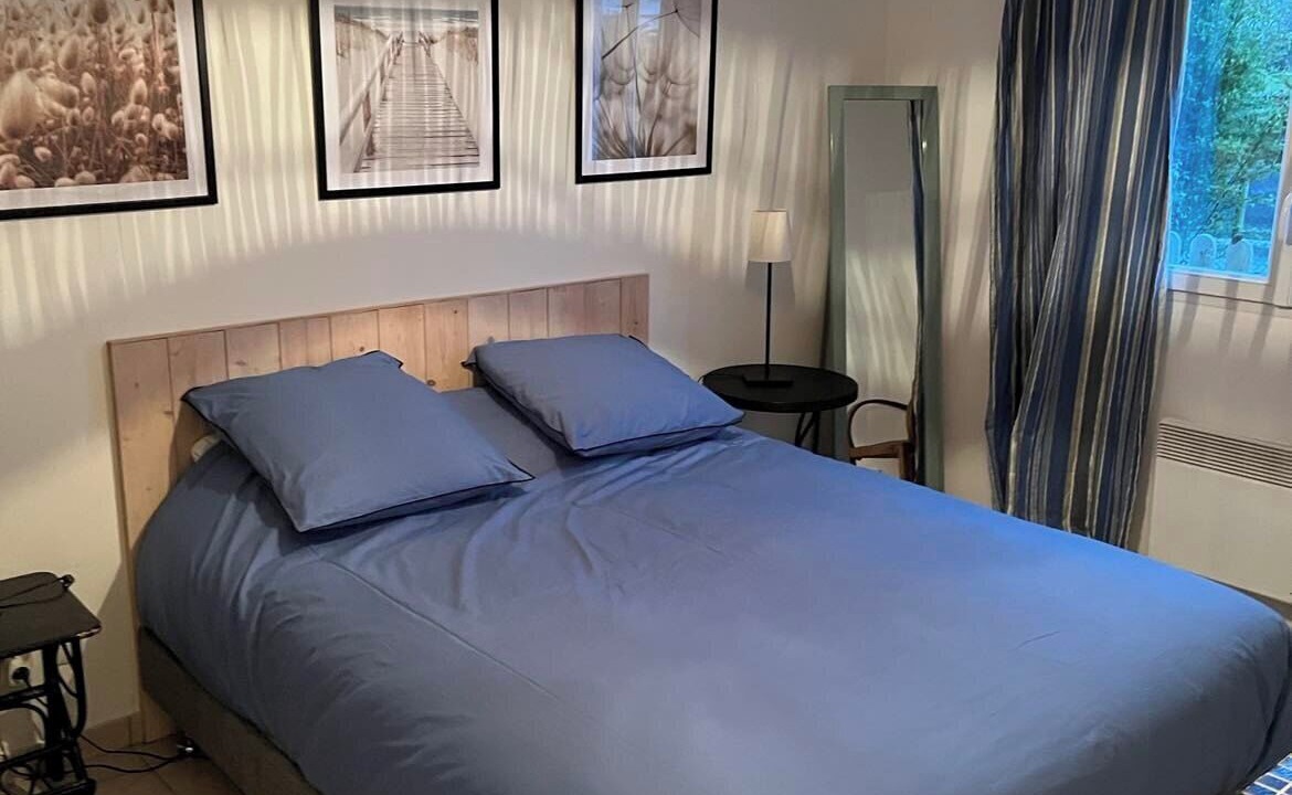 Photo of Bedroom in Saint-Leonard