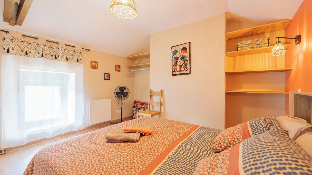 Photo of Bedroom in Vaux-Montreuil