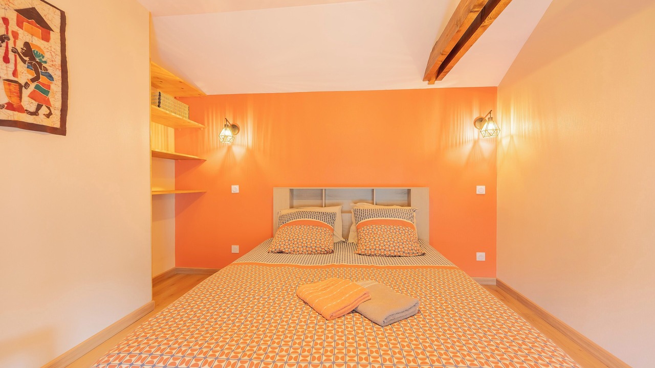 Photo of Bedroom in Vaux-Montreuil