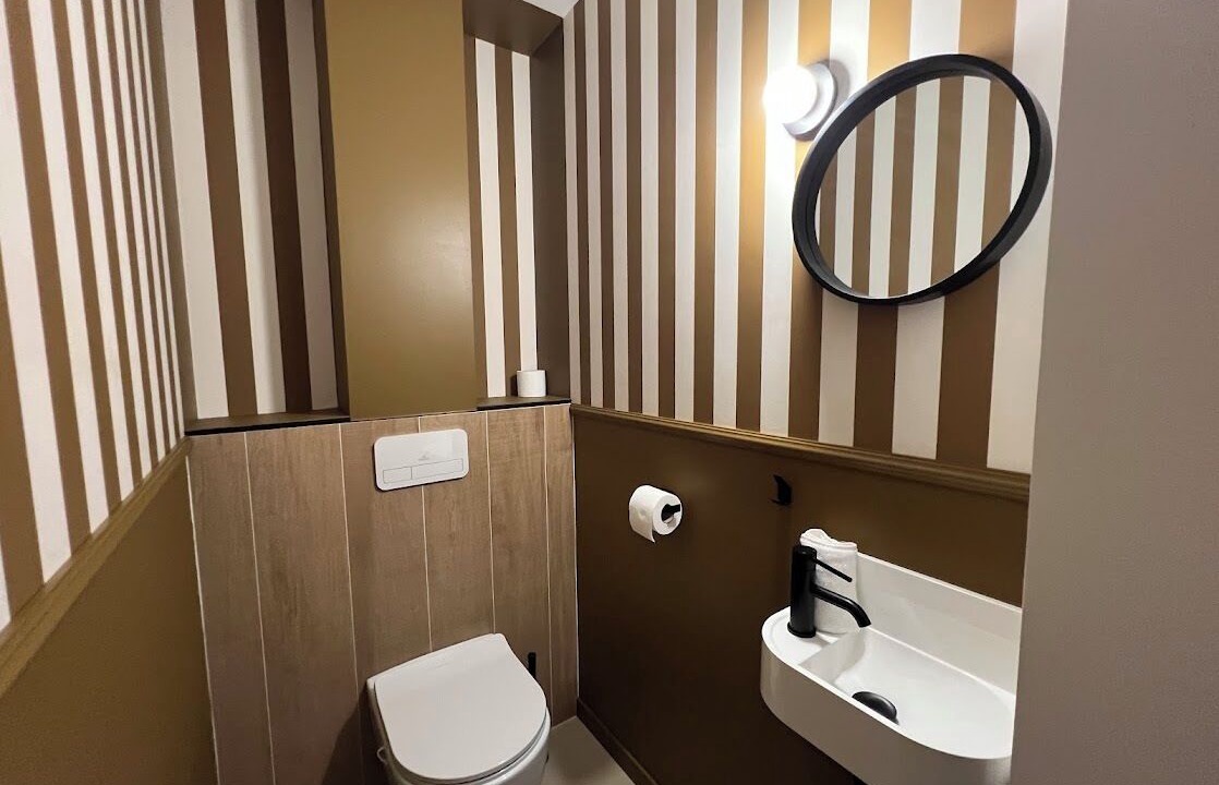 Photo of Bathroom in Longroy