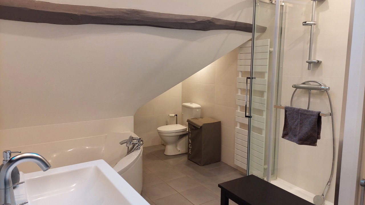 Photo of Bathroom in Lyons-la-Foret