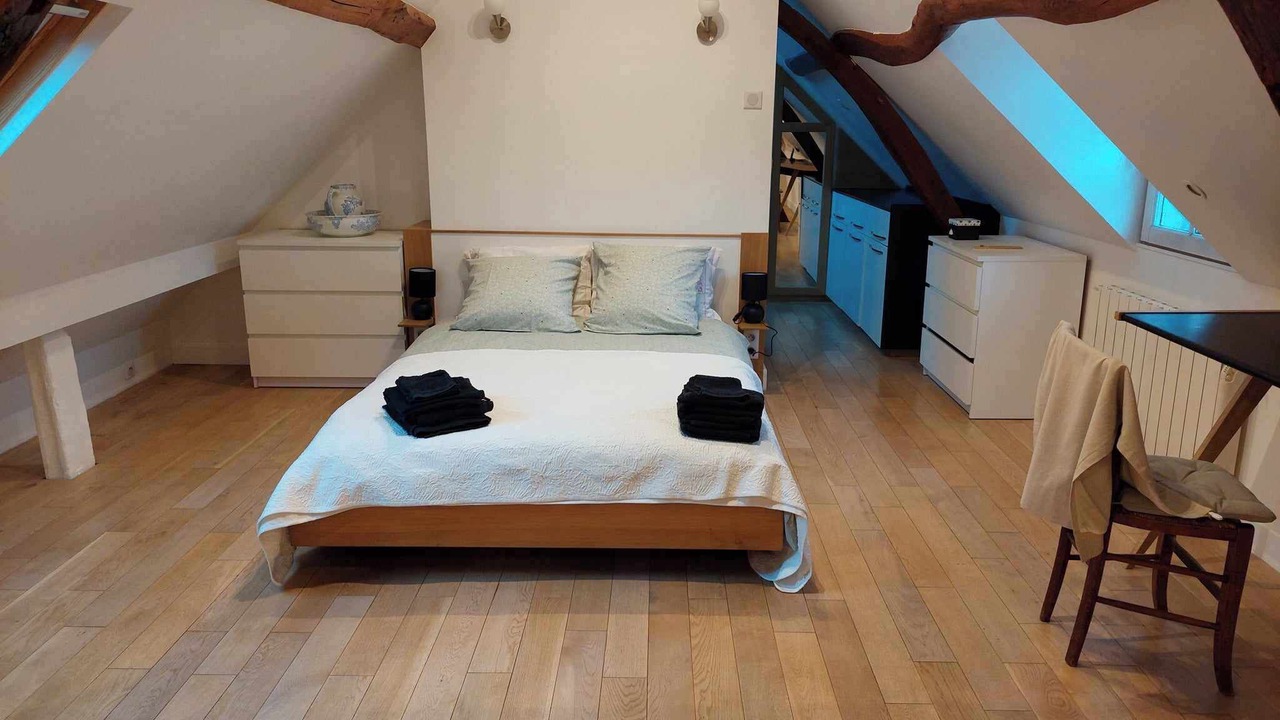 Photo of Bedroom in Lyons-la-Foret