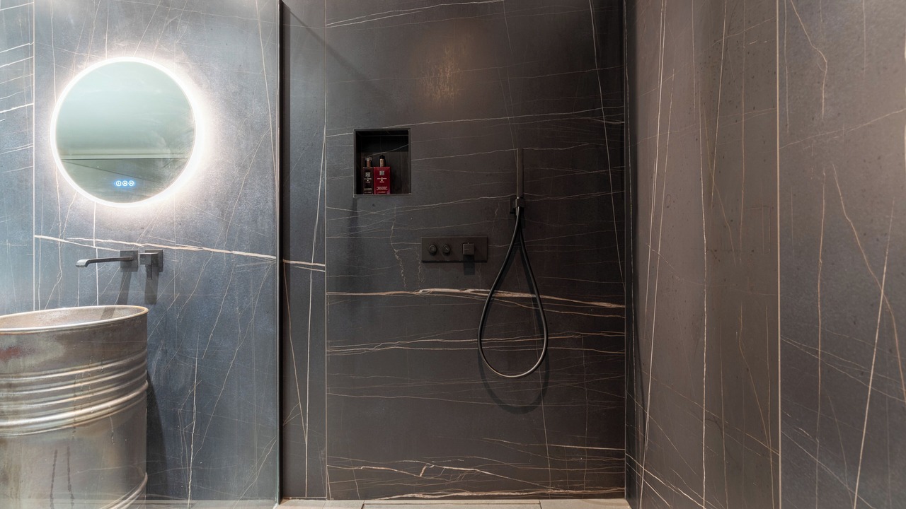 Photo of Bathroom in Esbly