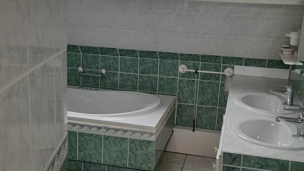 Photo of Bathroom in Audinghen