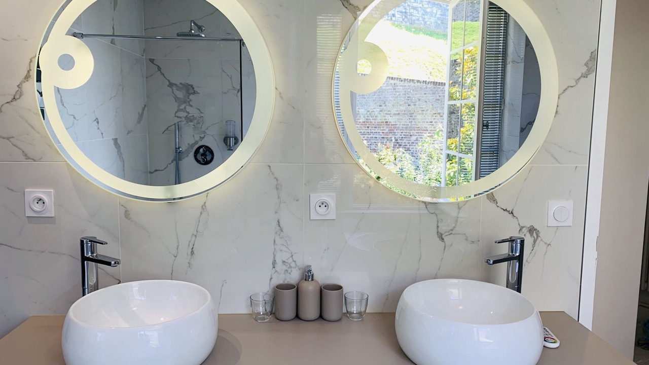 Photo of Bathroom in Dieppe