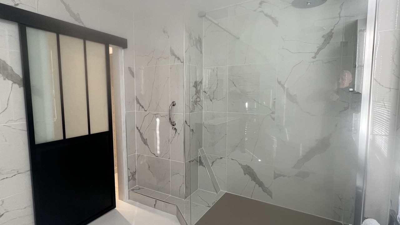 Photo of Bathroom in Dieppe