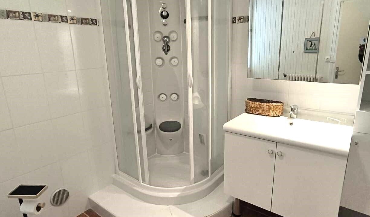 Photo of Bathroom in Yport