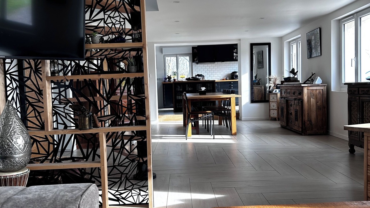 Photo of Livingroom in Saint-Cyr-du-Ronceray