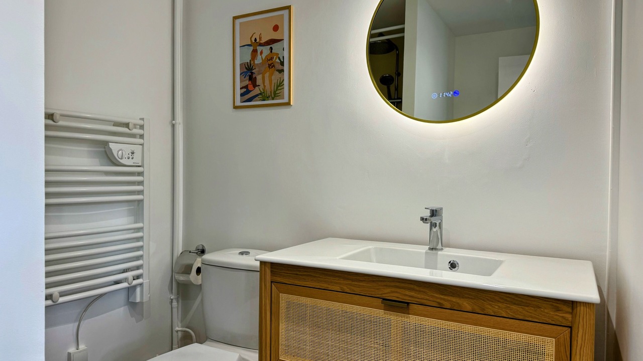 Photo of Bathroom in Centre Ville