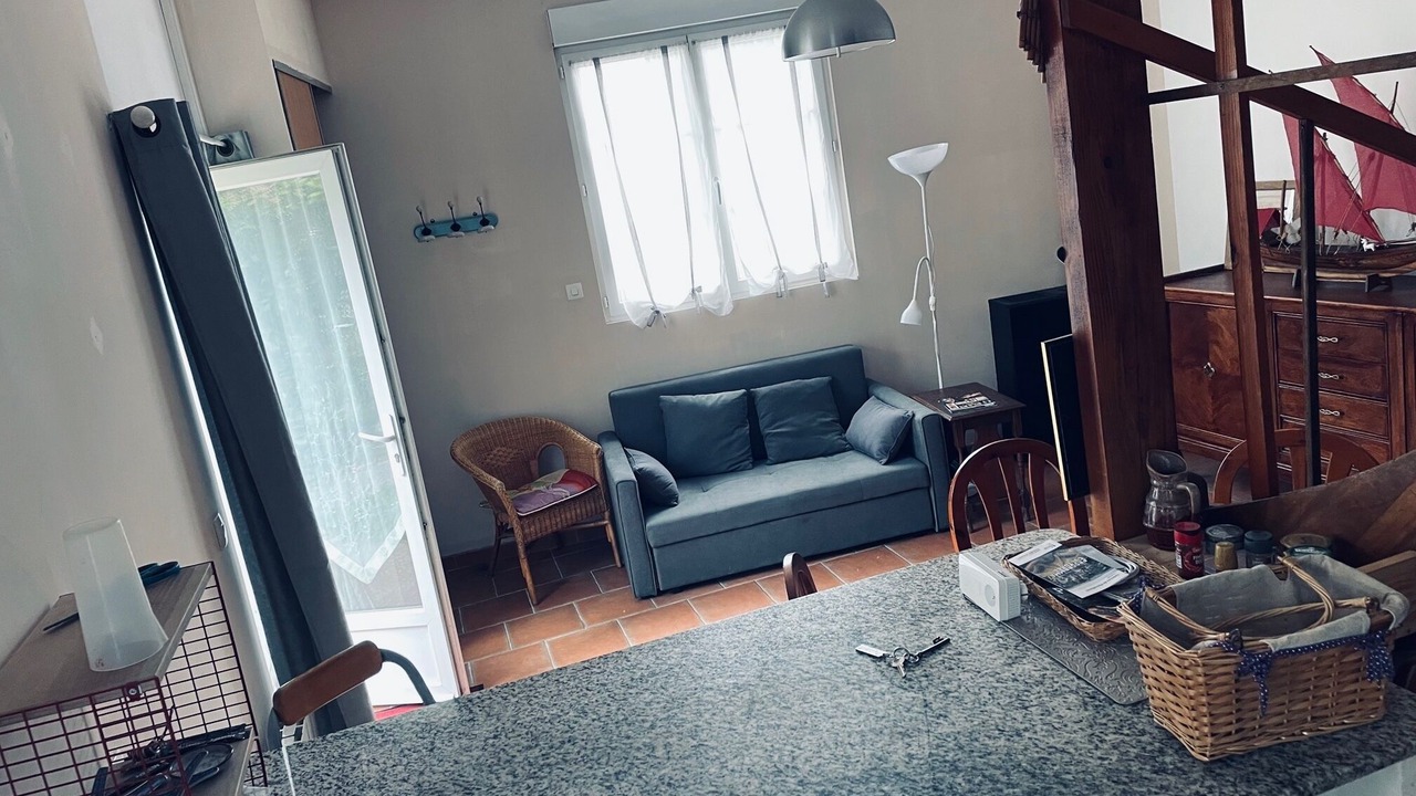 Photo of Livingroom in Cuise-la-Motte