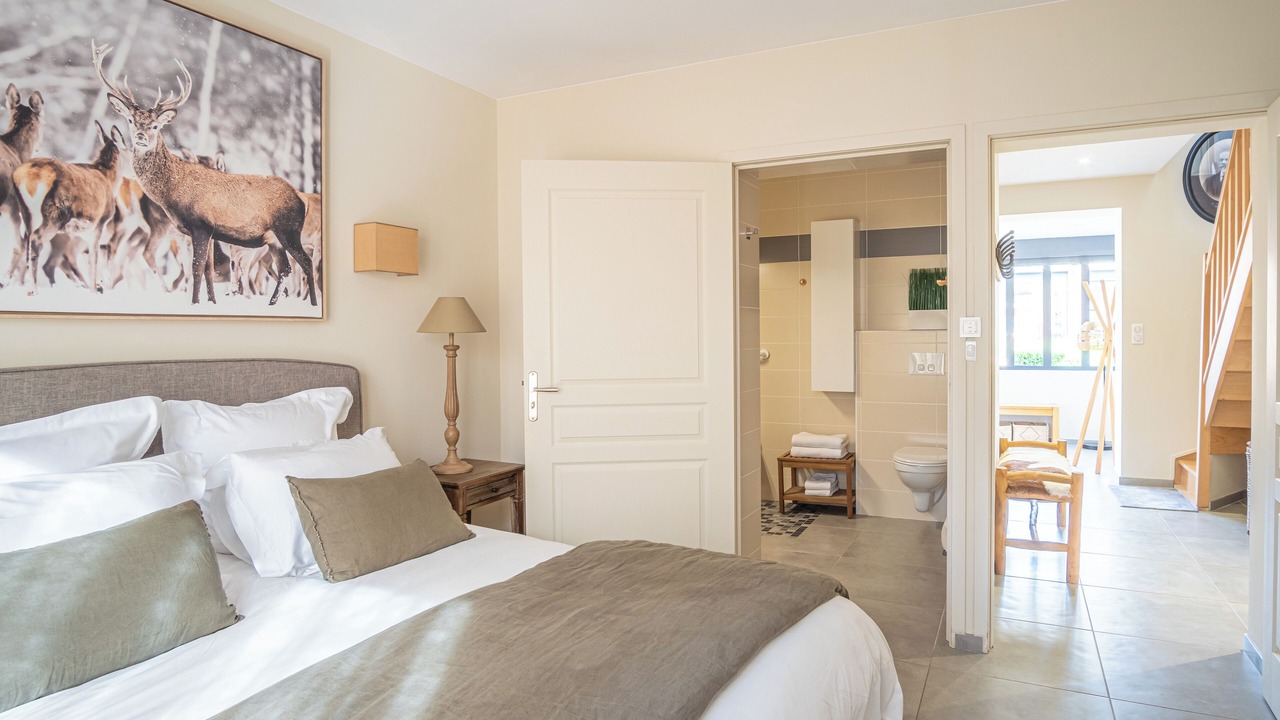 Photo of Bedroom in Paroisse Saint-Quentin Notre-Dame