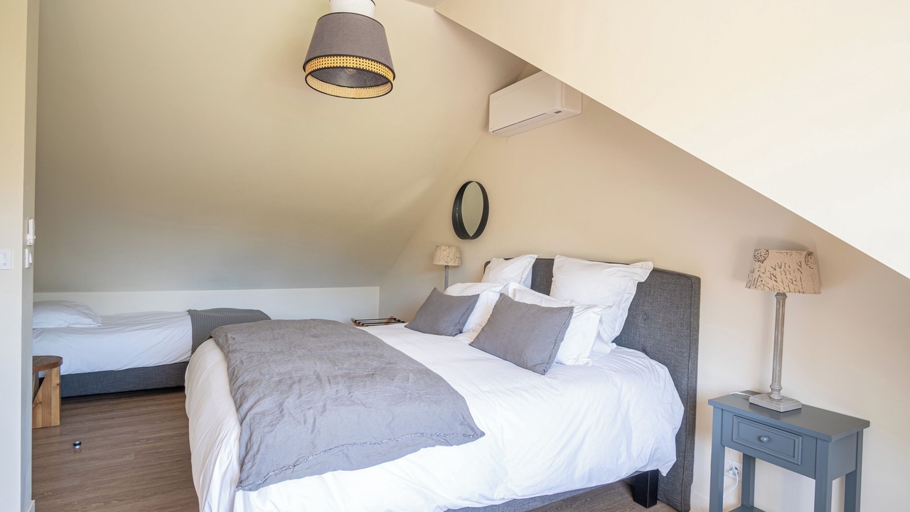 Photo of Bedroom in Paroisse Saint-Quentin Notre-Dame