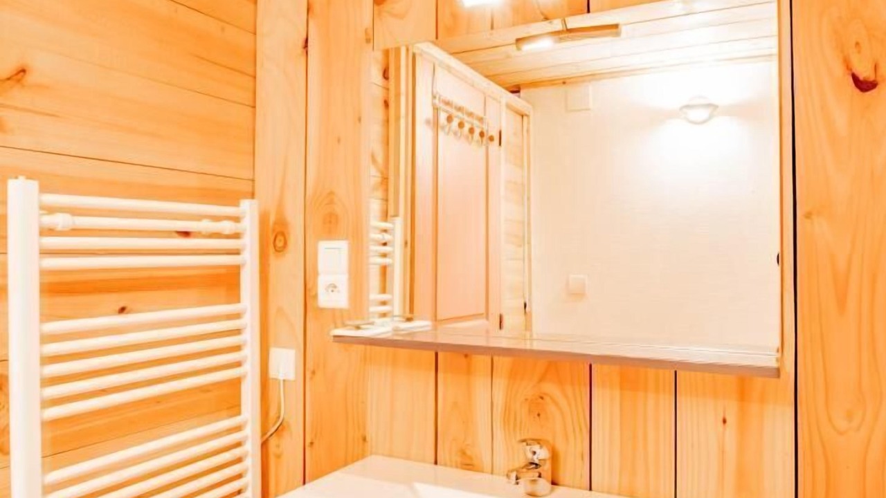 Photo of Bathroom in Royer