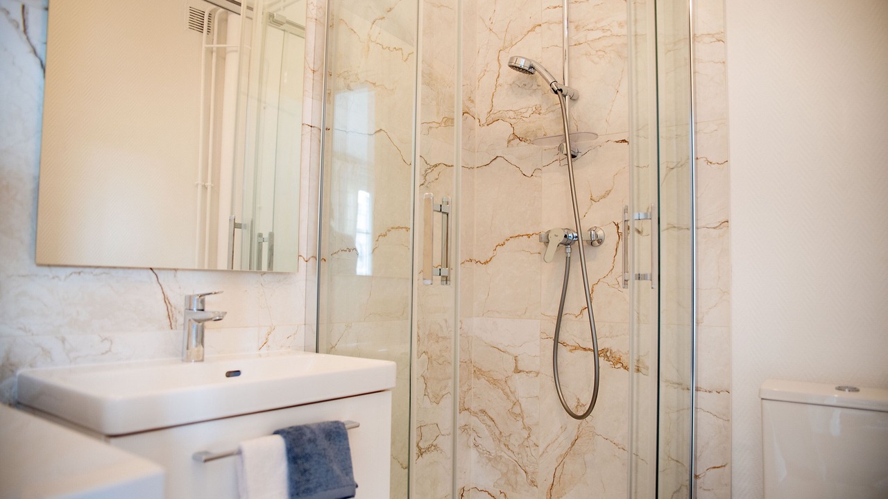 Photo of Bathroom in Downtown Le Havre