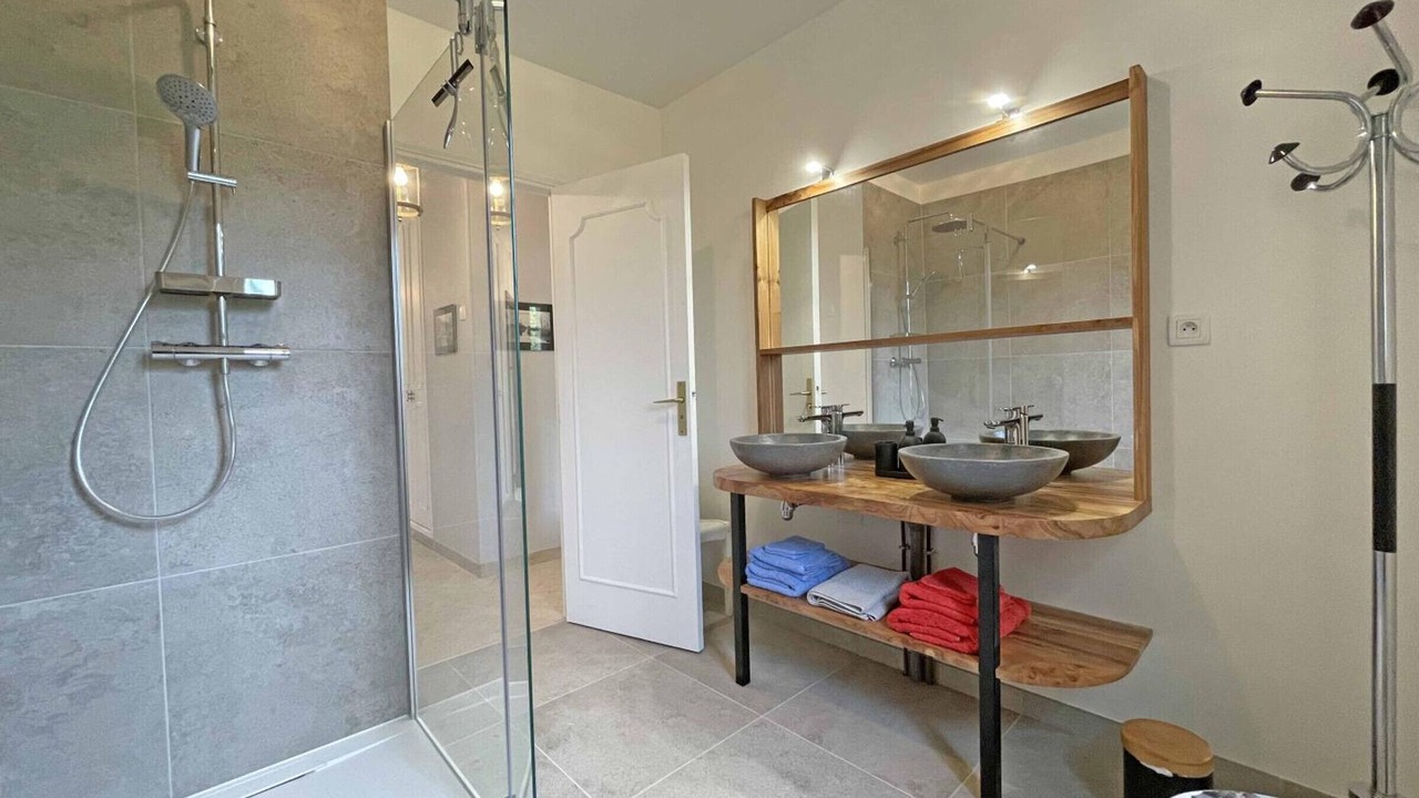 Photo of Bathroom in Longny-au-Perche