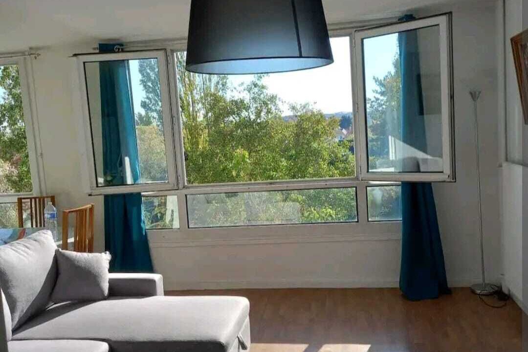 Photo of Livingroom in Guyancourt