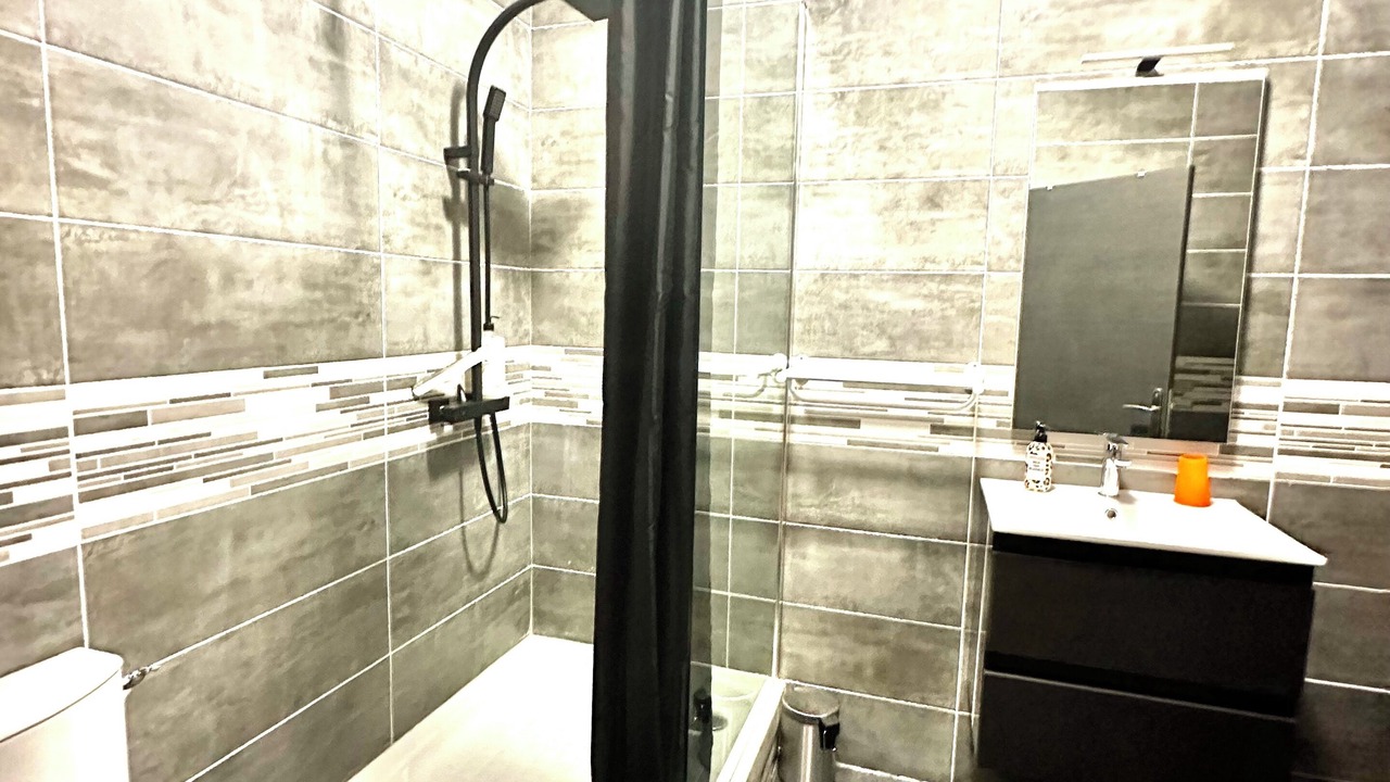 Photo of Bathroom in Amboise