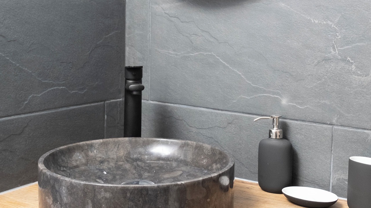 Photo of Bathroom in Sainghin-en-Melantois