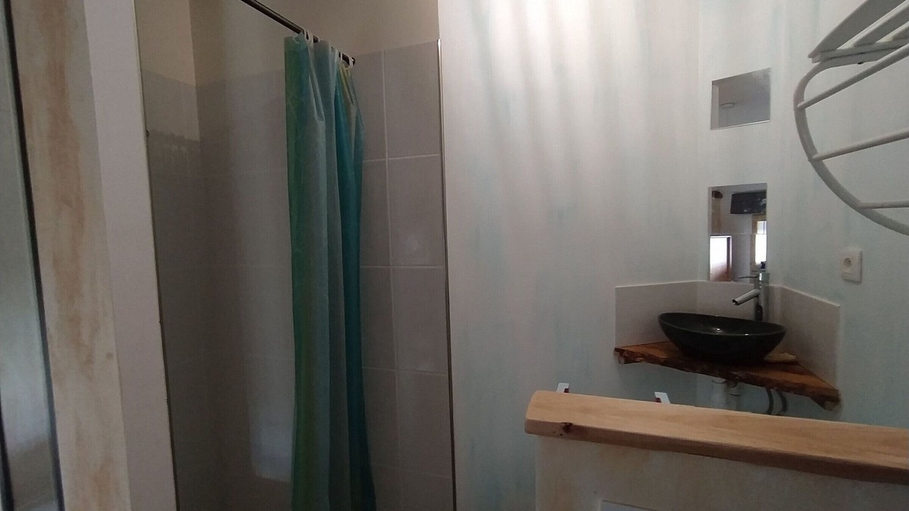 Photo of Bathroom in Chemire-en-Charnie