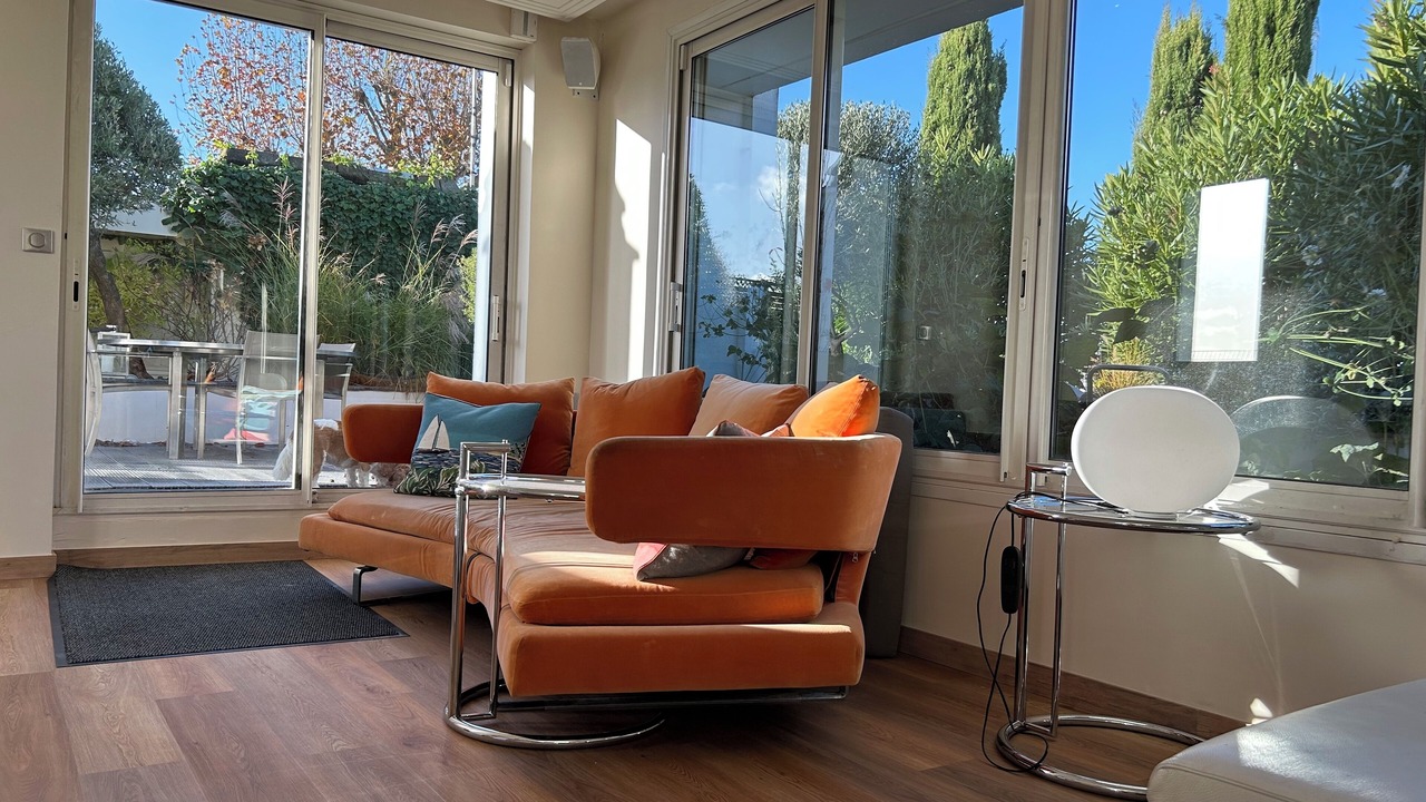 Photo of Livingroom in Neuilly-sur-Seine