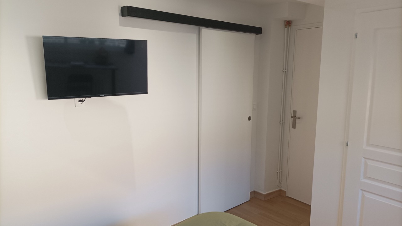 Photo of Bedroom in Friville-Escarbotin