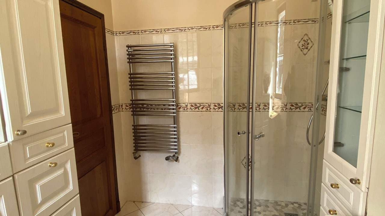 Photo of Bathroom in Maisons-Alfort