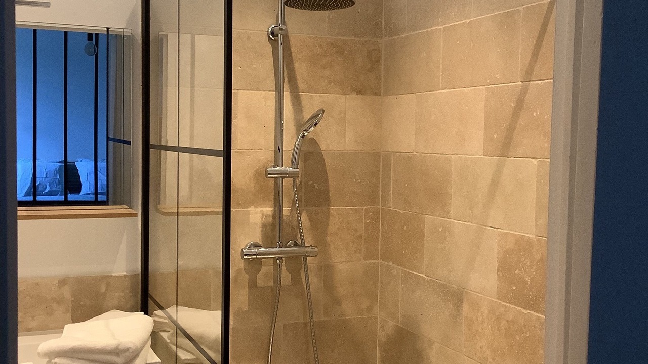 Photo of Bathroom in Chablis