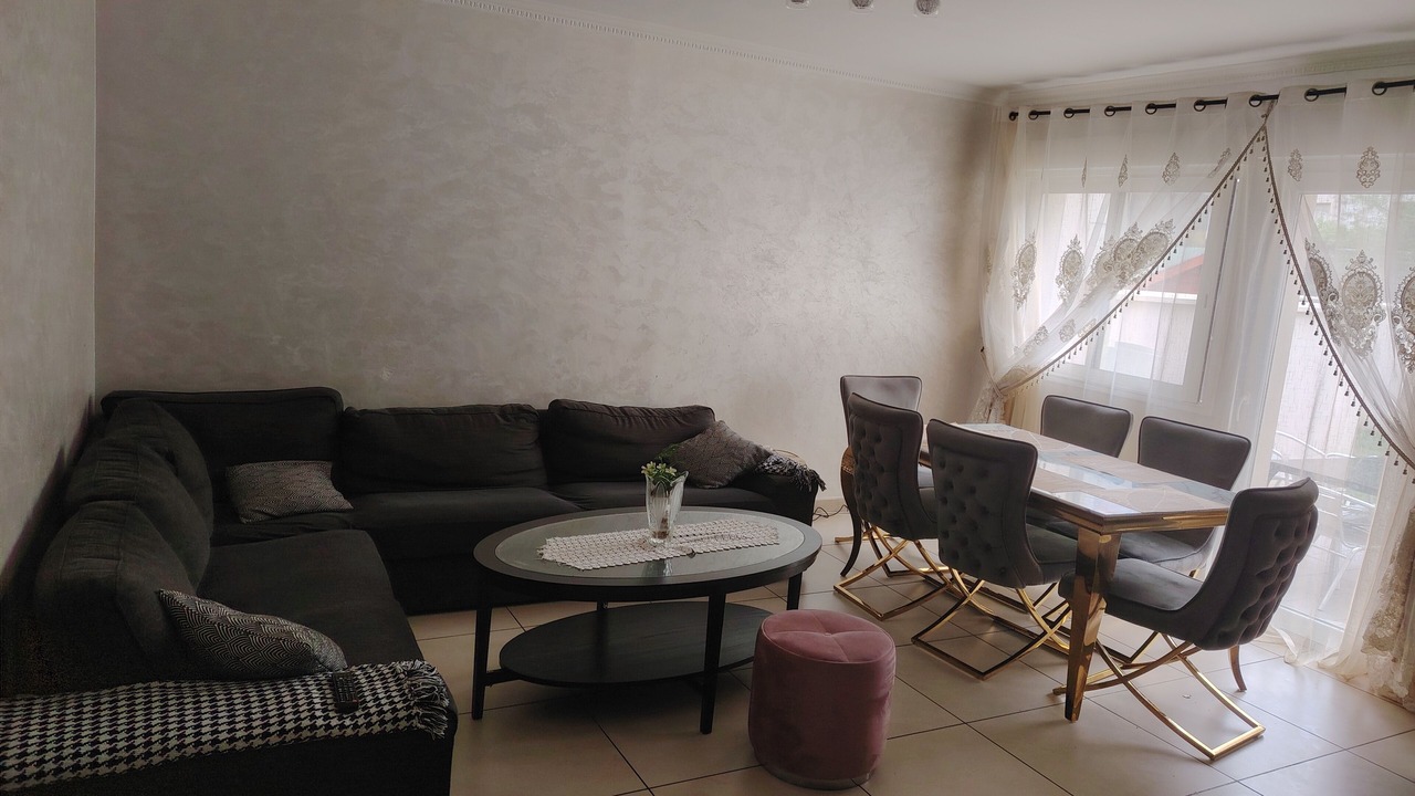 Photo of Livingroom in Le Blanc-Mesnil
