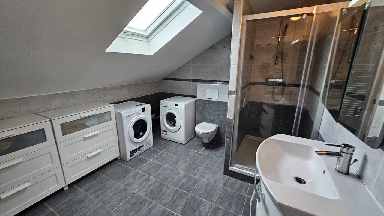 Photo of Bathroom in Le Blanc-Mesnil