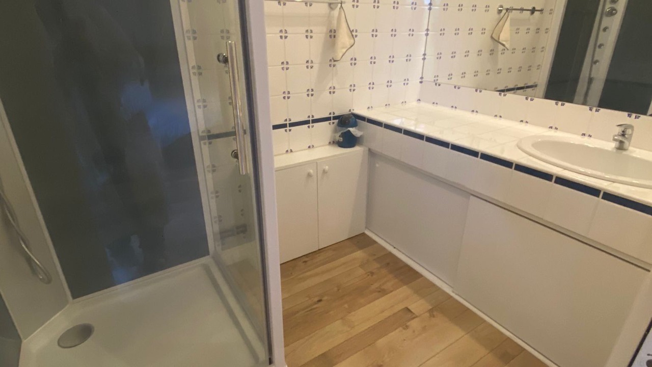 Photo of Bathroom in Faverolles