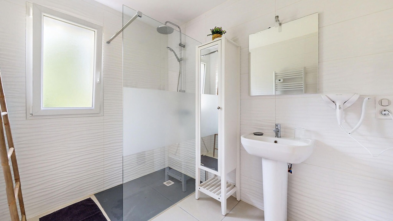 Photo of Bathroom in Bezinghem