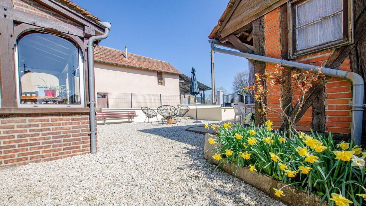 Photo of Patio Balcony in Montieramey