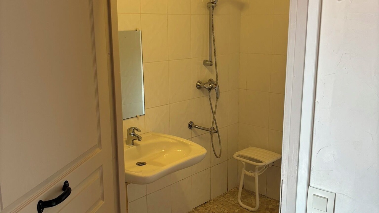 Photo of Bathroom in Tingry